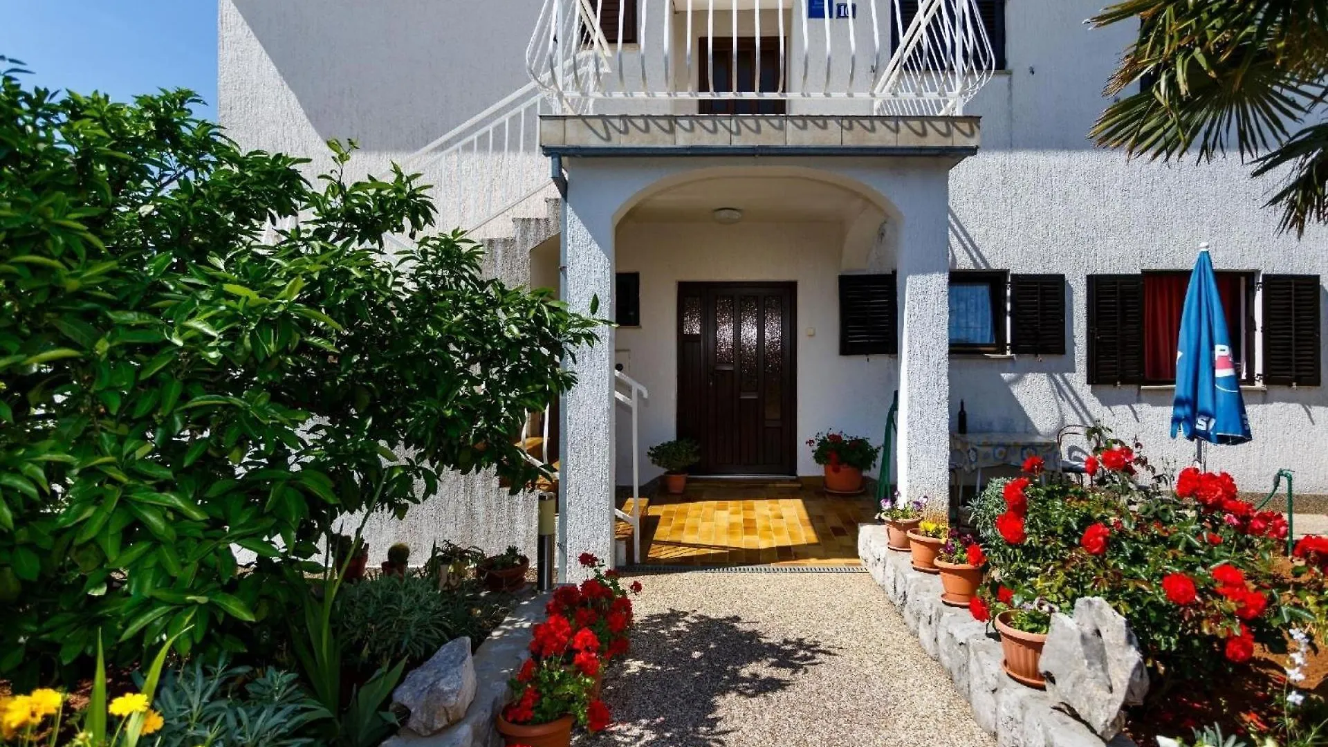 Apartment Ferienwohnung Fuer 4 Personen Ca 55 Qm In Njivice, Kvarner Bucht Krk