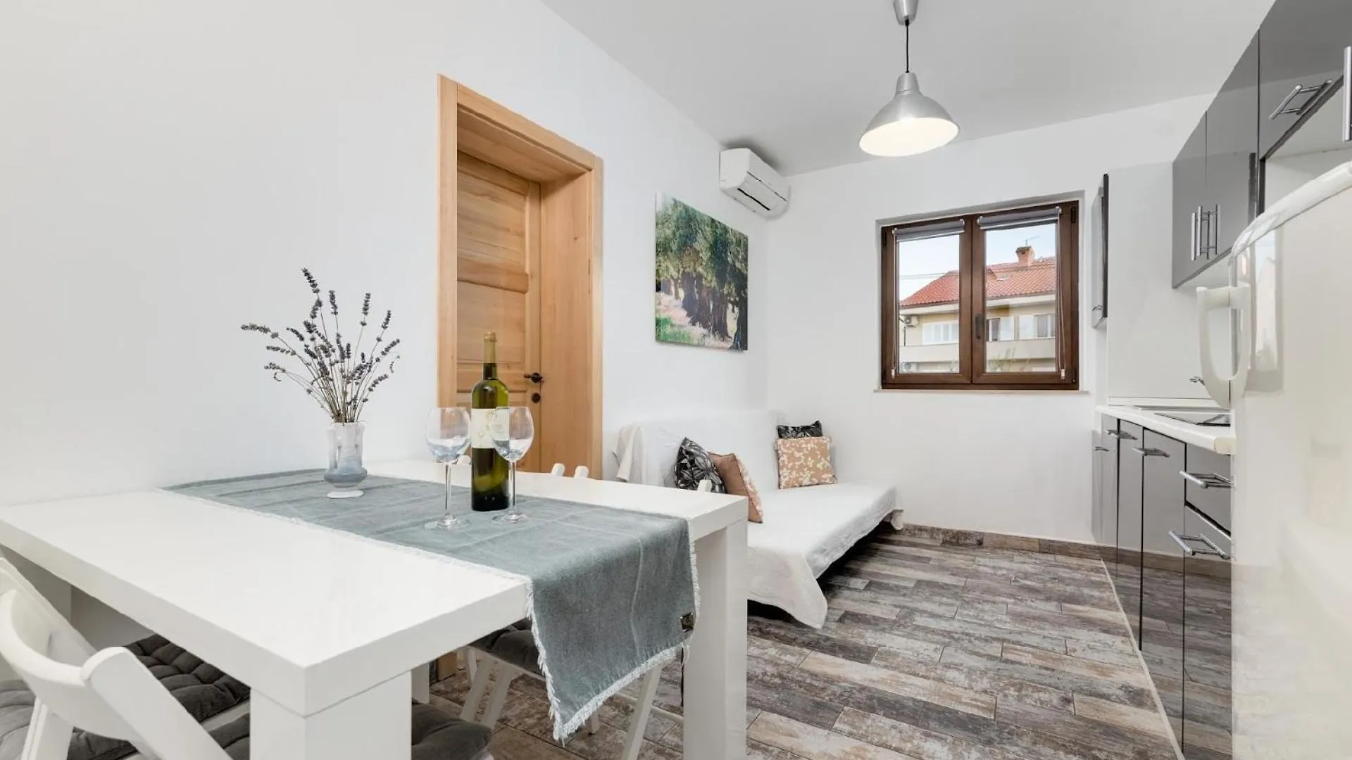 Apartment Ferienwohnung Fuer 4 Personen Ca 55 Qm In Njivice, Kvarner Bucht Krk
