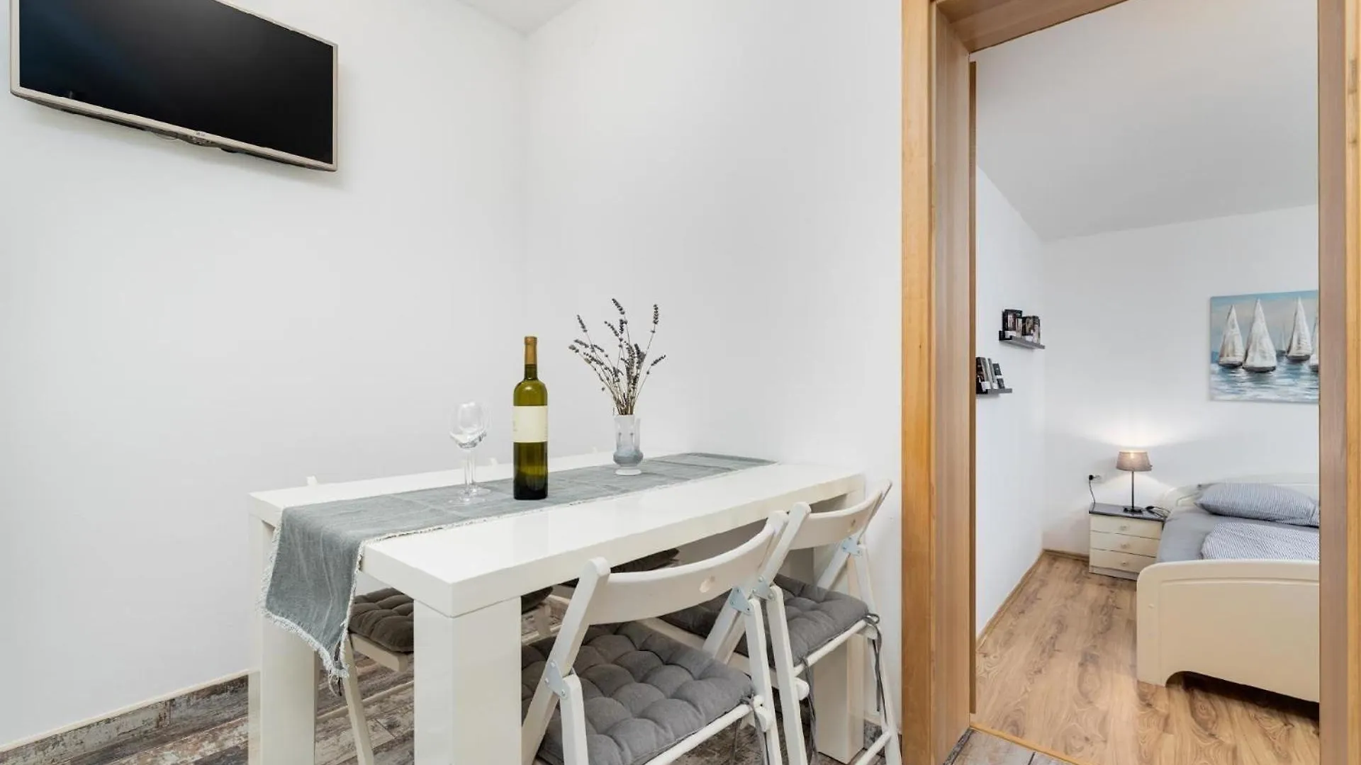 Ferienwohnung Fuer 4 Personen Ca 55 Qm In Njivice, Kvarner Bucht Krk 0*, Njivice